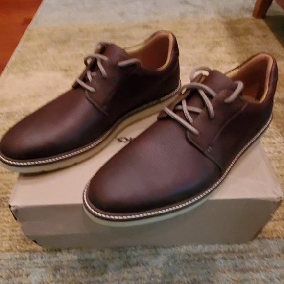 clarks men's grandin plain derbys